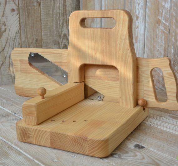 lesena salamoreznica (2)